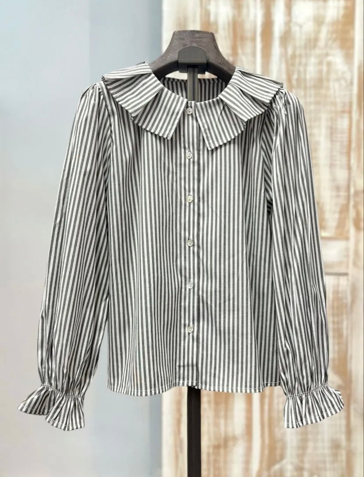 Camisa rayas detalle cuello