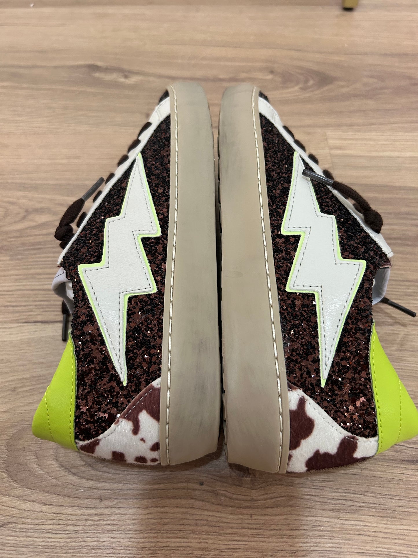 Zapatillas brillo vaca