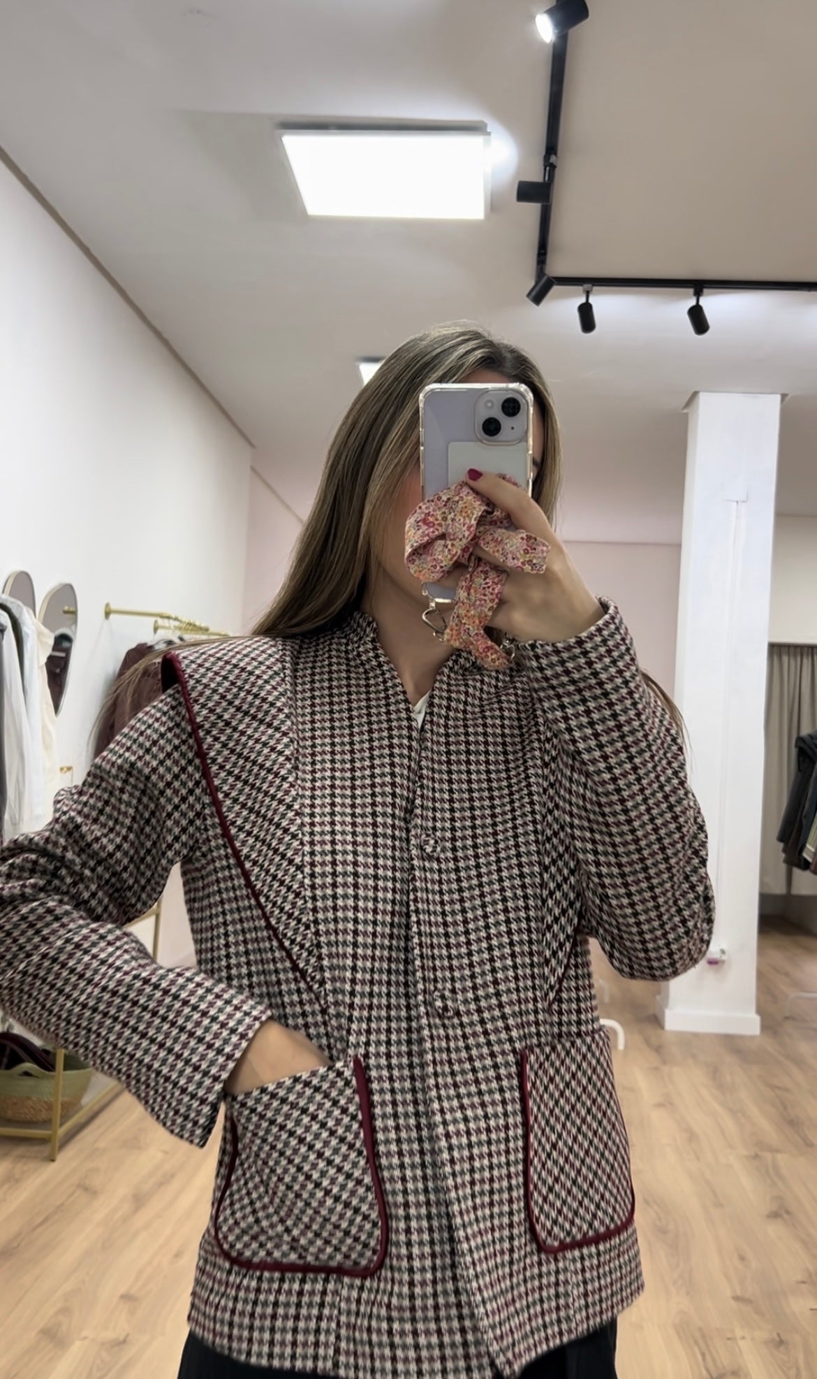 Chaqueta hombreras cuadros