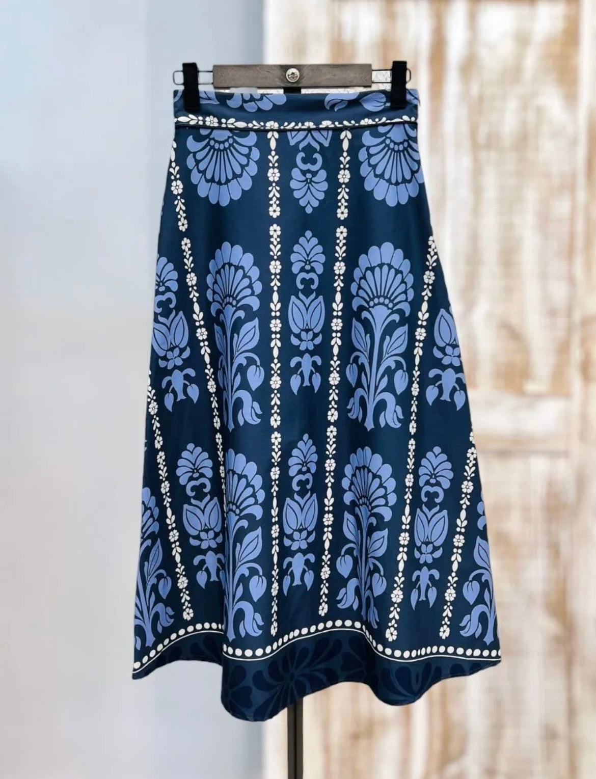Falda estampada azul