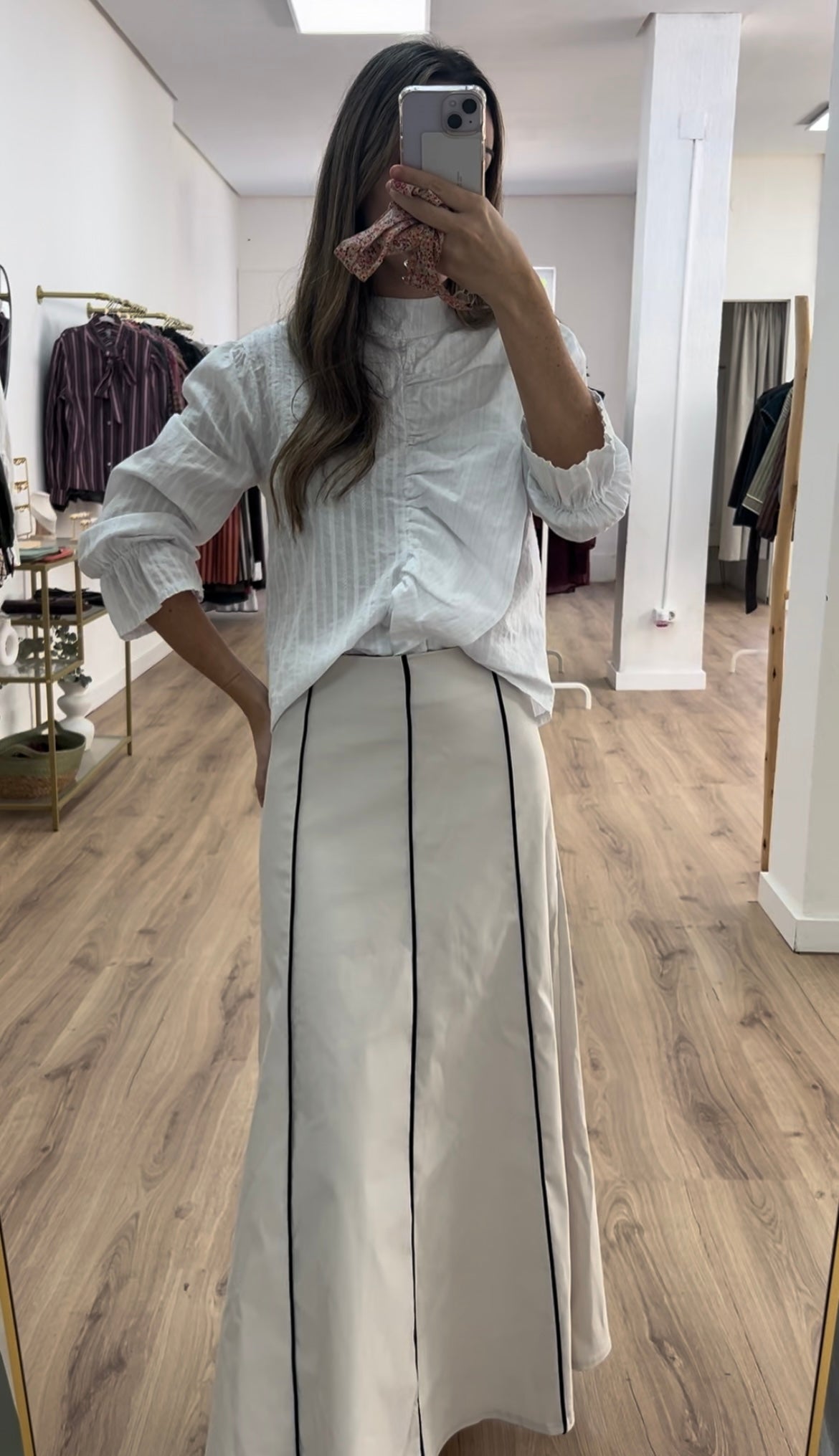Falda rayas color crema