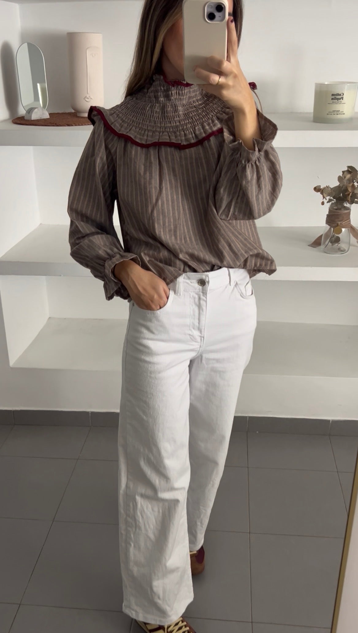 Camisa fruncida marrón rayas