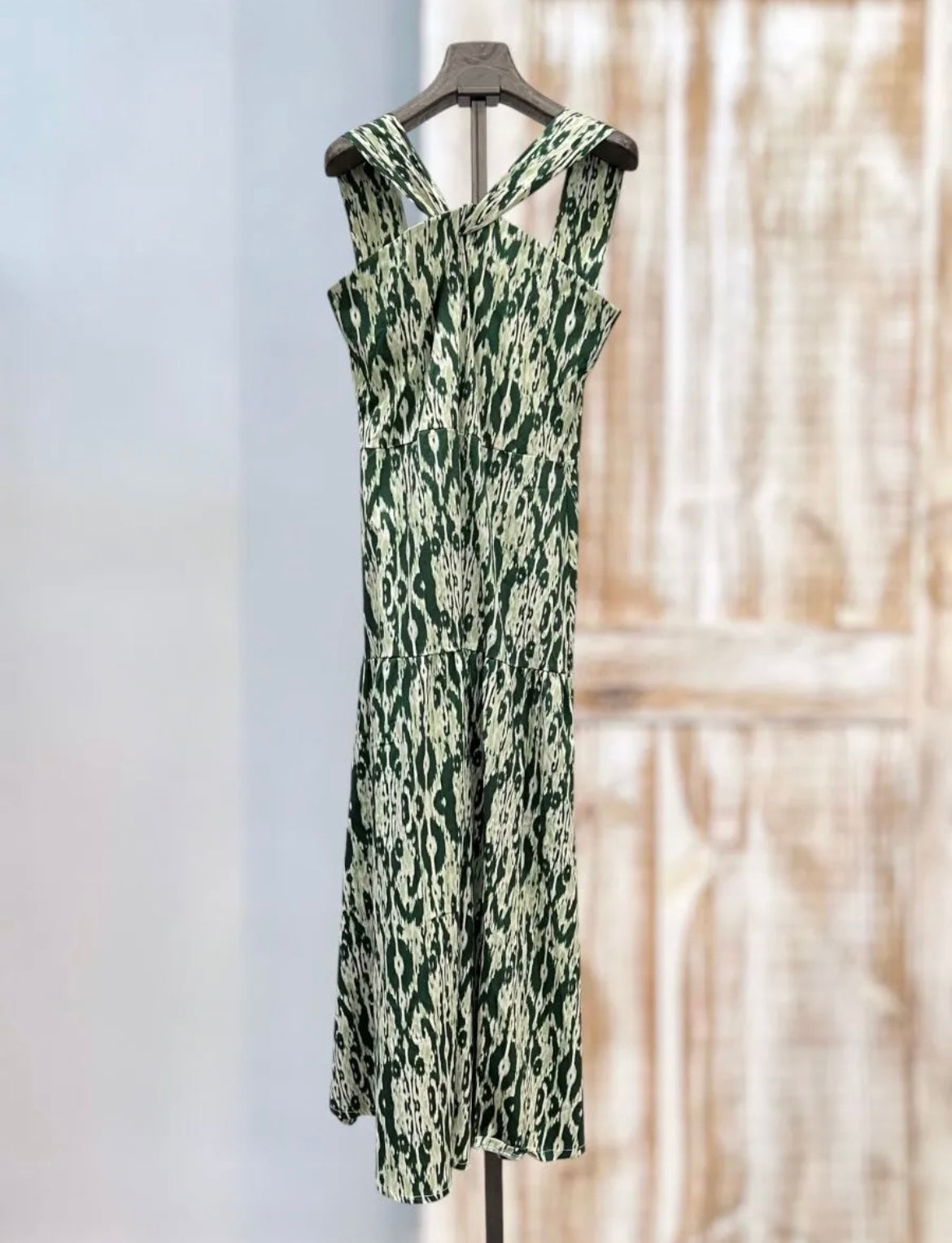 Vestido verde estampado tirantes