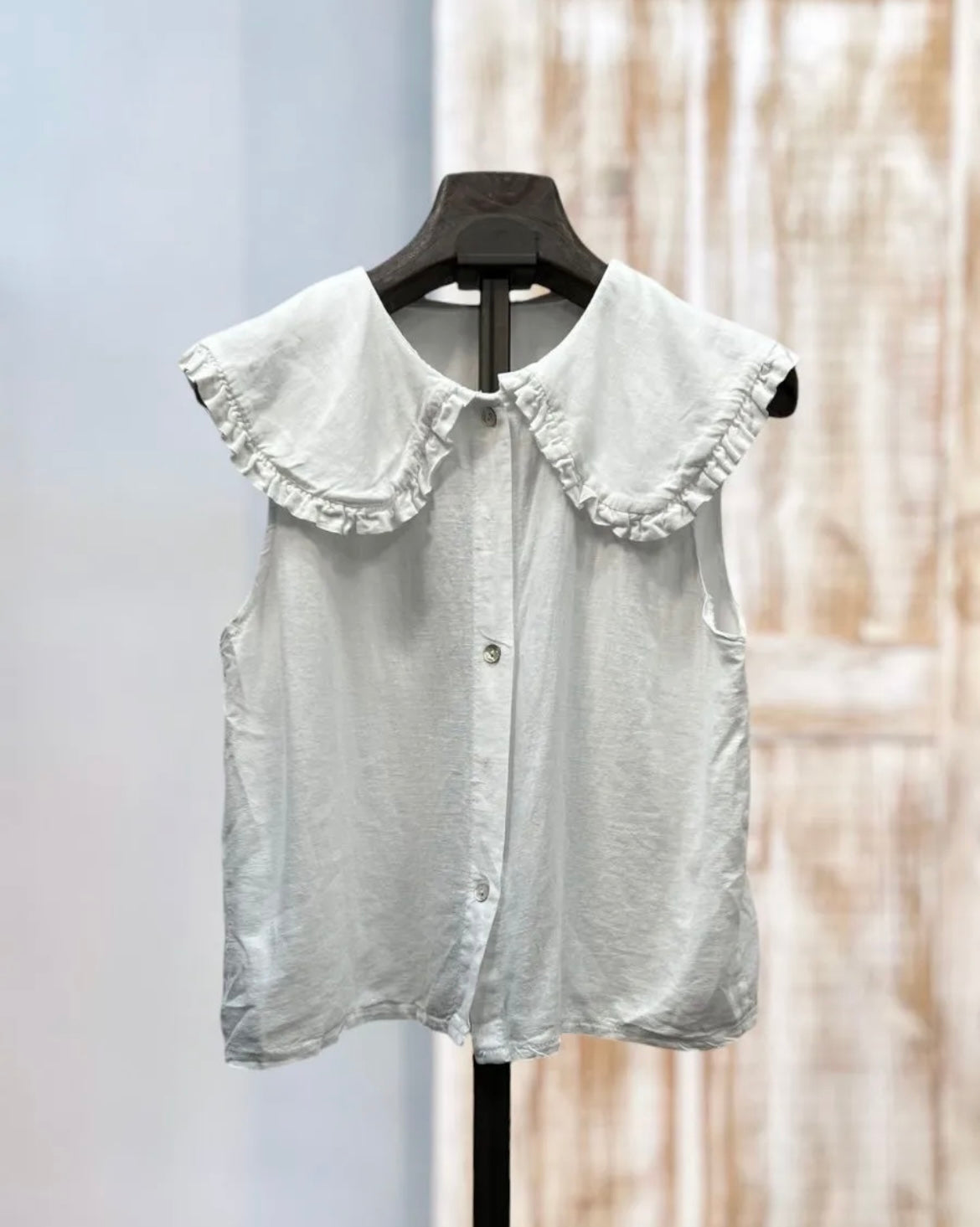 Blusa blanca cuello