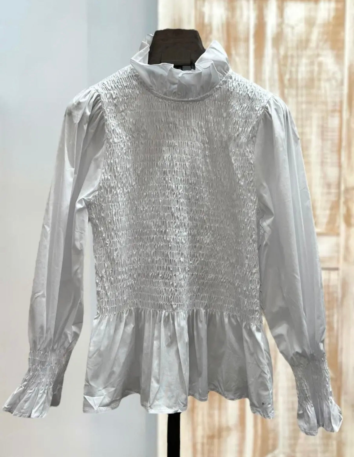 Camisa blanca panel nido abeja