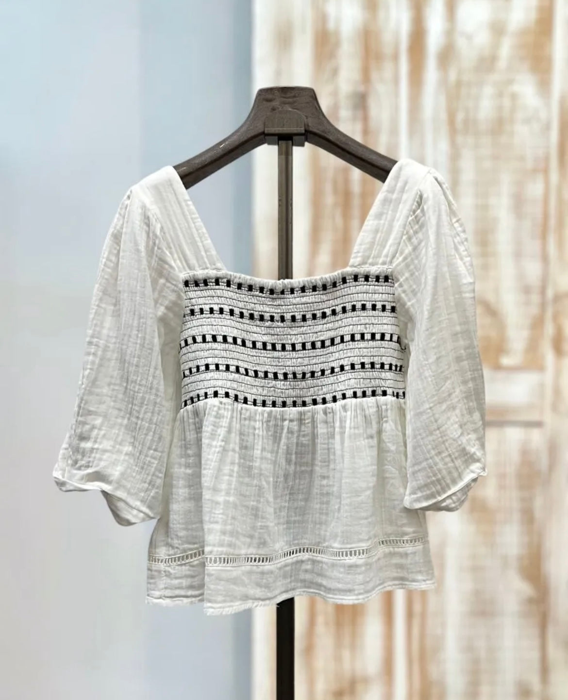Blusa panel nido abeja blanca