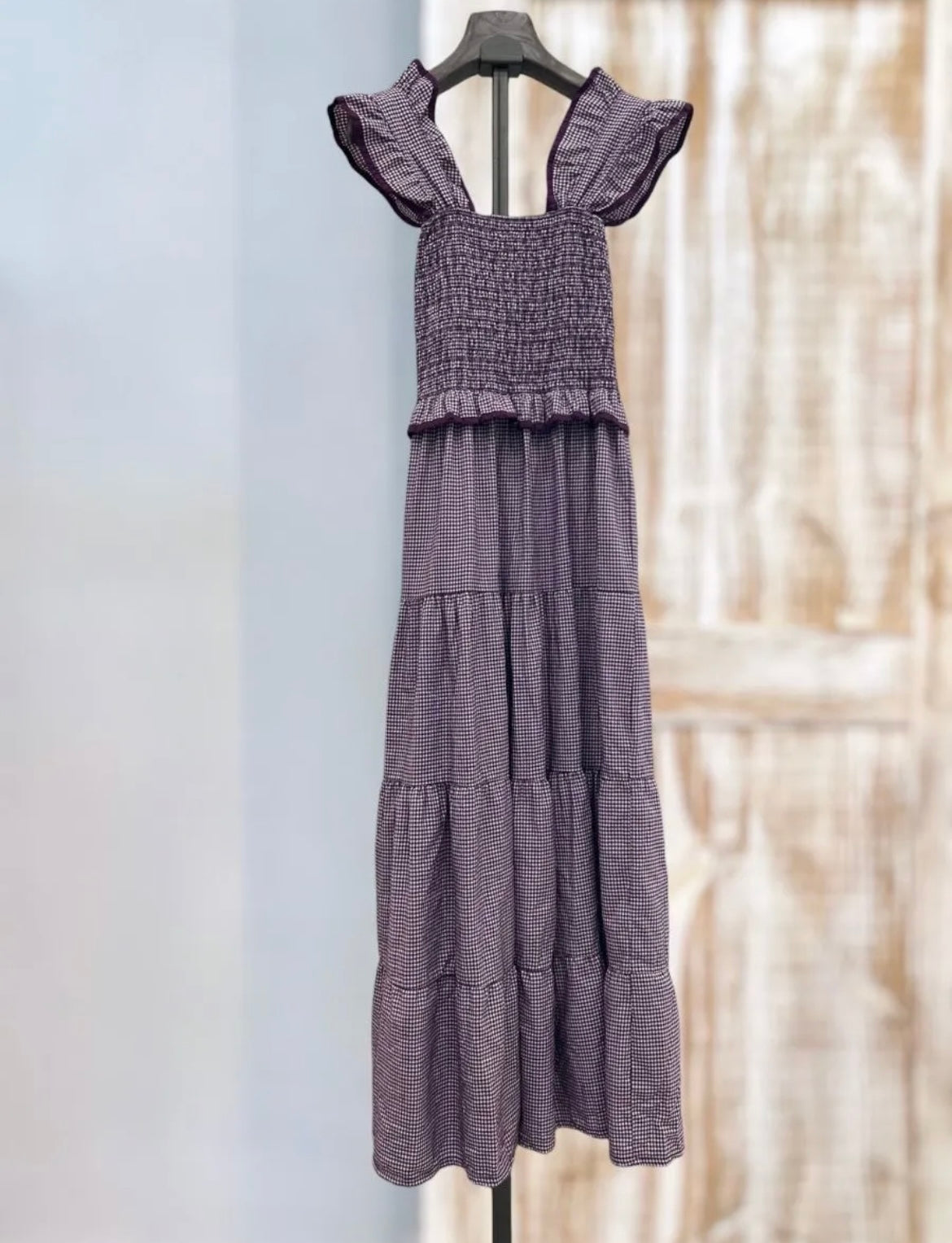 Vestido morado volantes