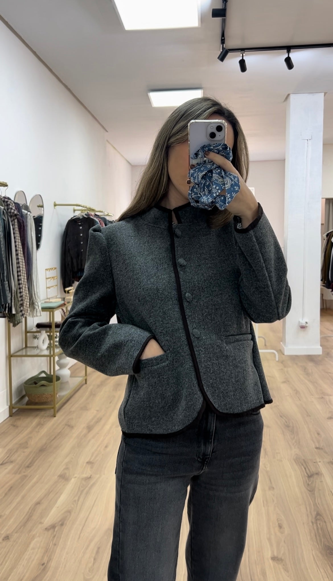 Chaqueta gris