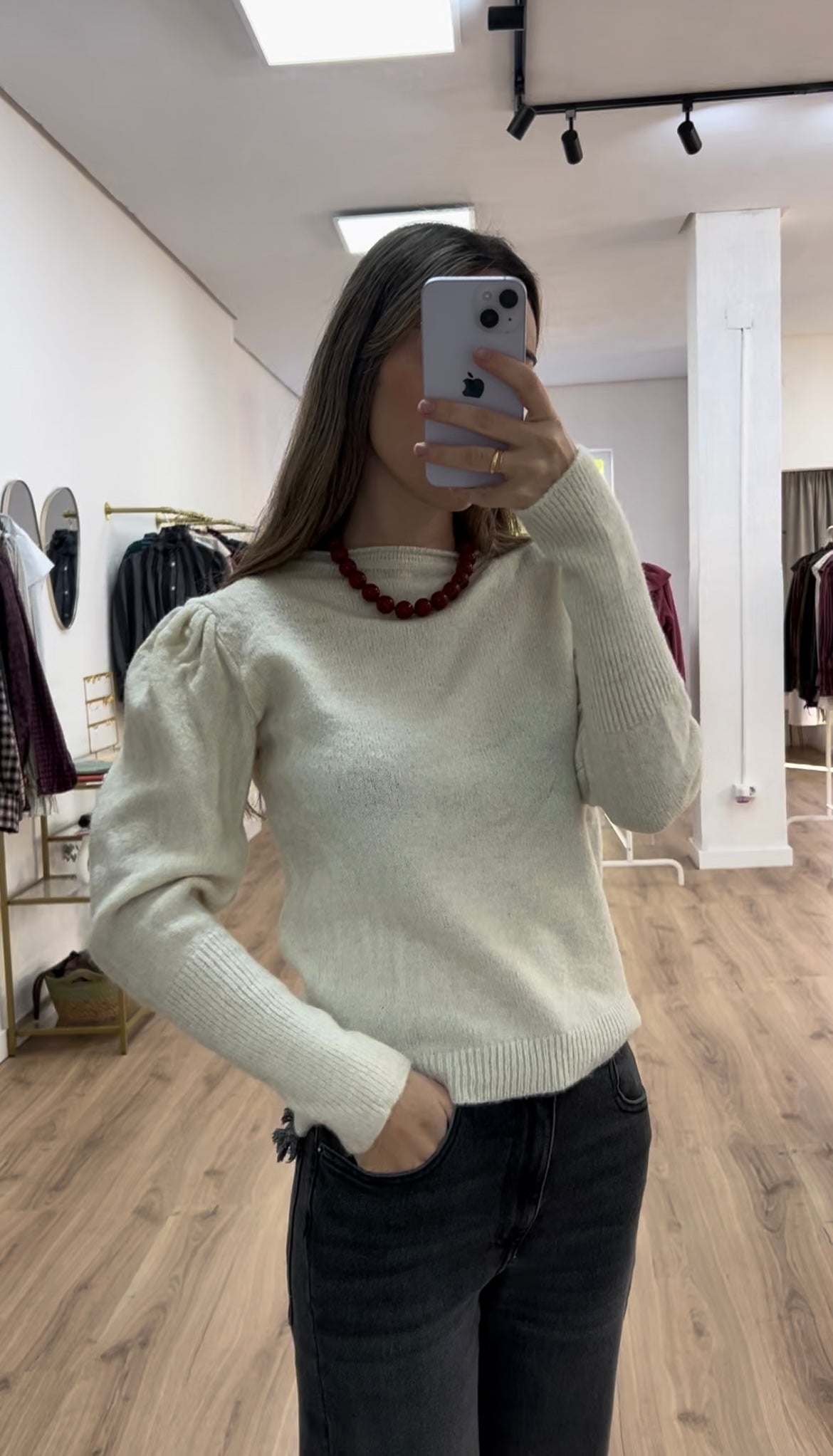 Jersey manga abullonada blanca