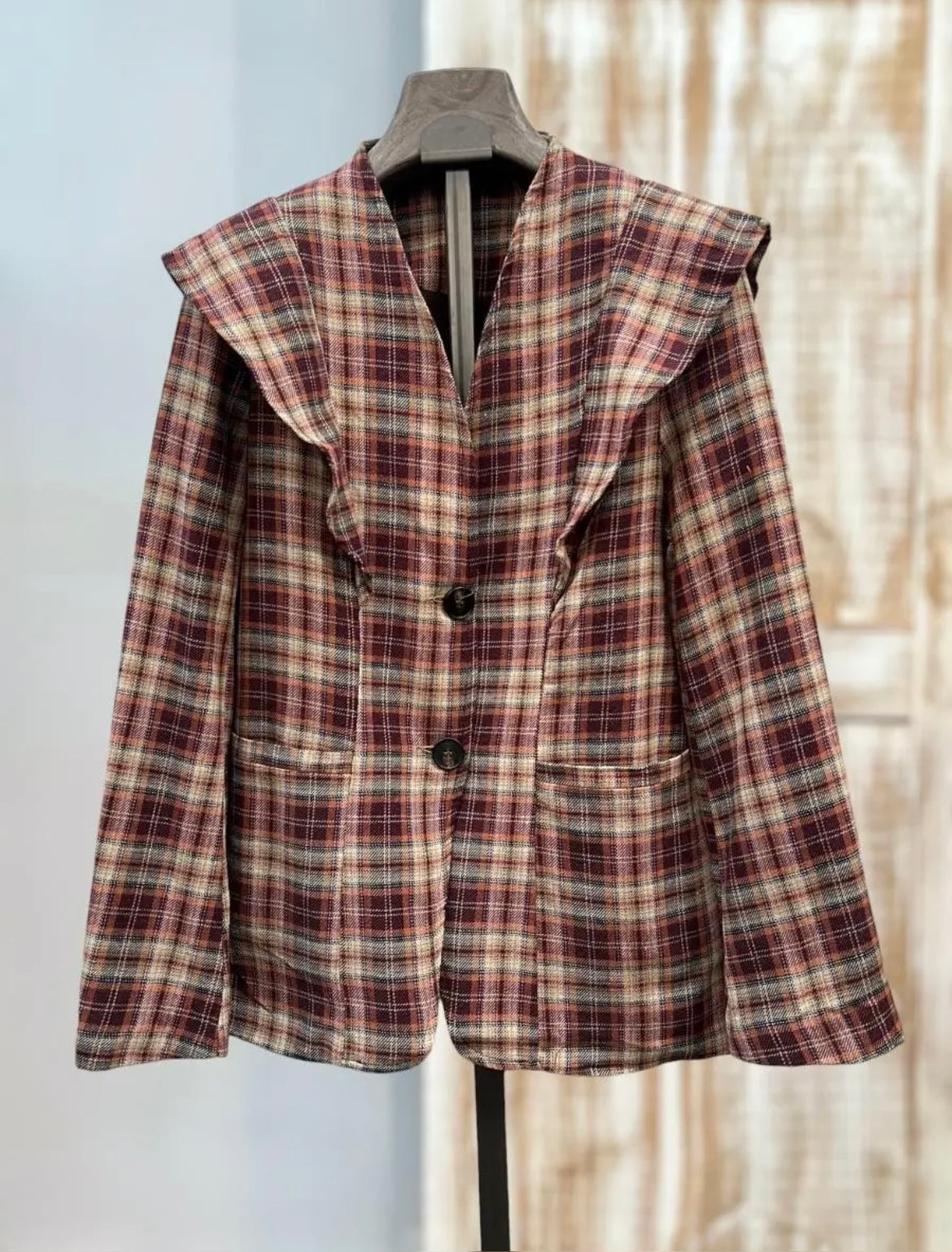 Blazer cuadros con volantes