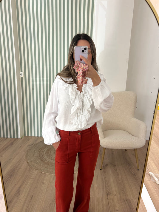 Pantalón rojo bolsillos