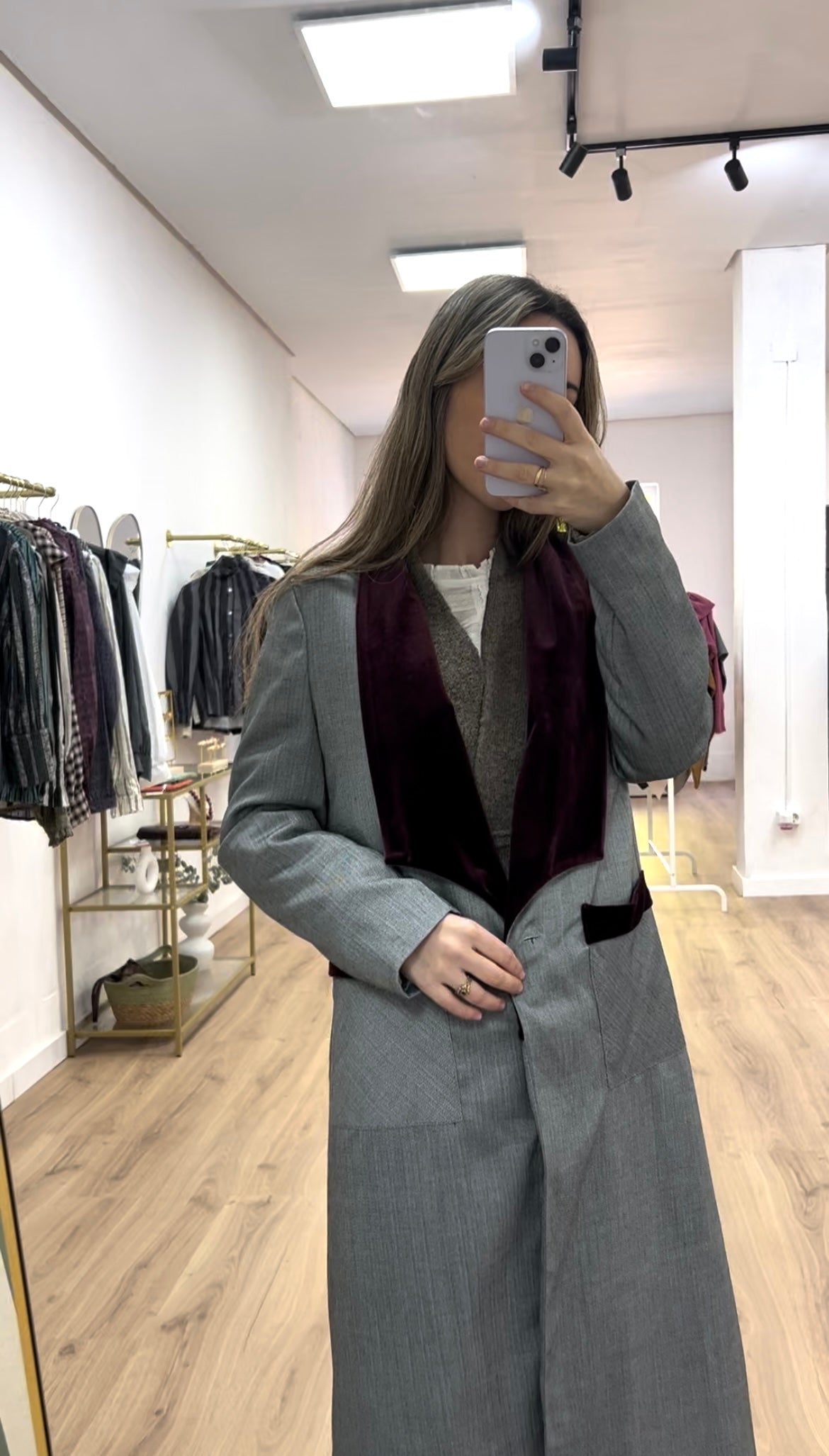 Abrigo largo solapas terciopelo buganvilla