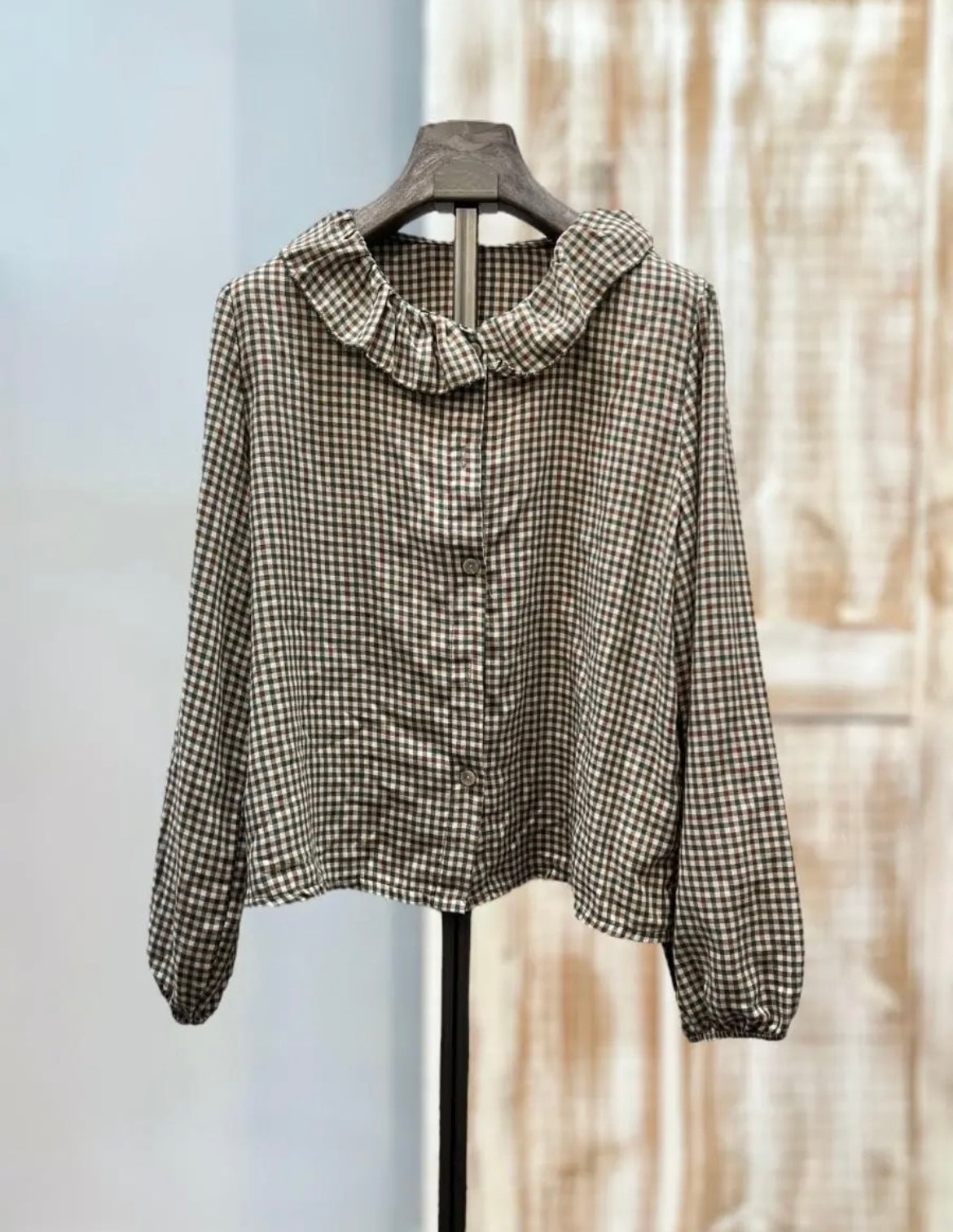 Blusa cuadros volante