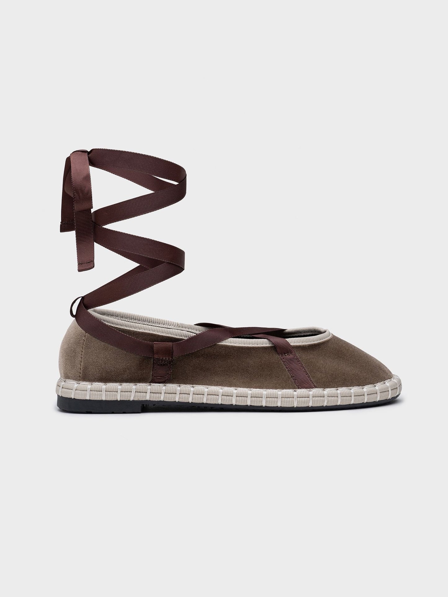 Bailarinas cuerdas kaki