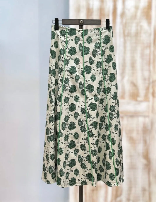 Falda verde estampada