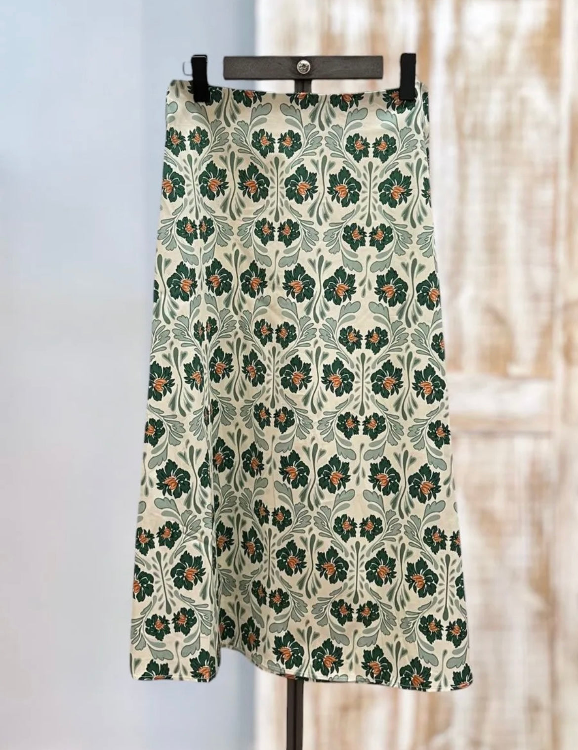 Falda estampada verde