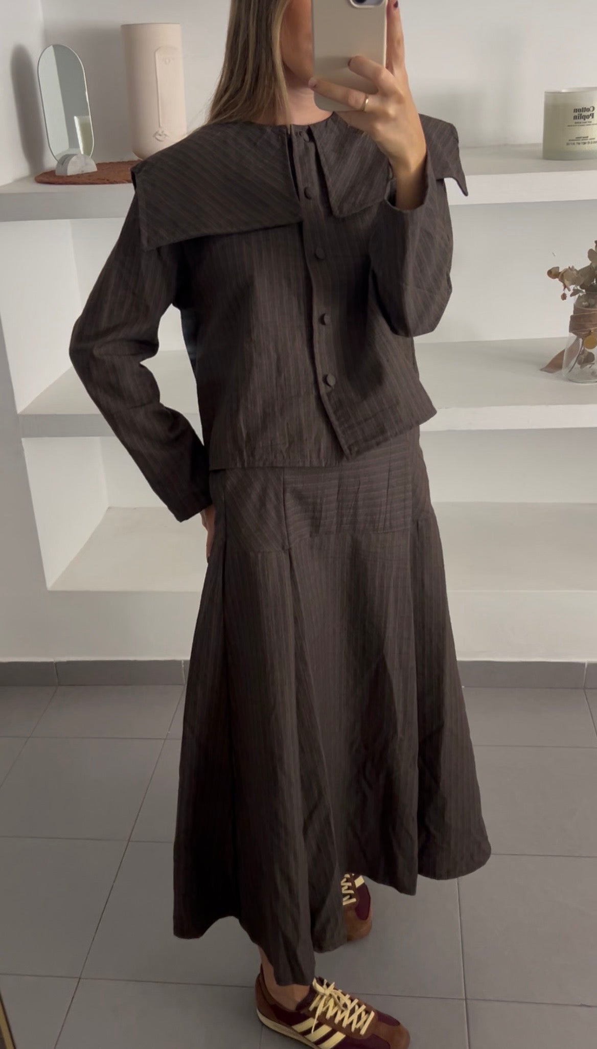 Falda marrón