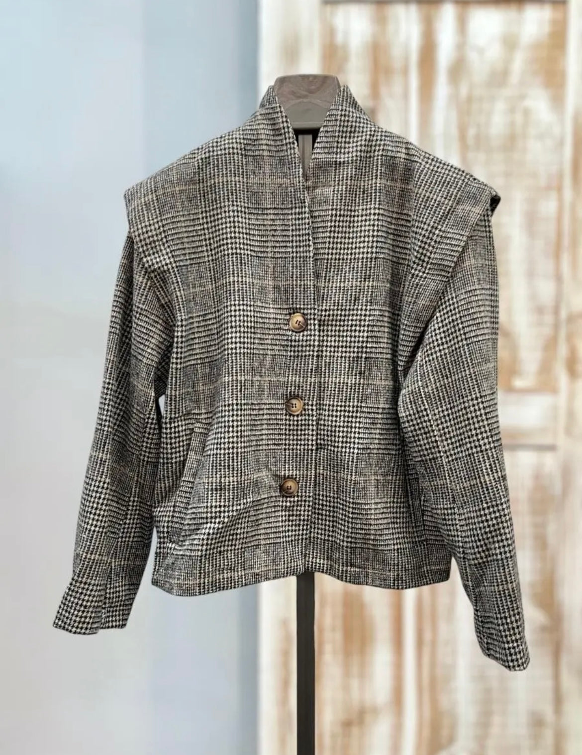 Chaqueta cuadros hombreras