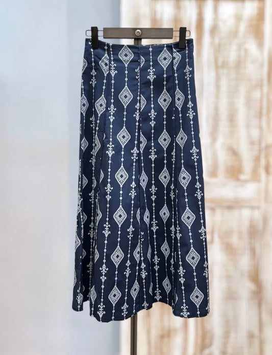 Falda larga estampada azul marino