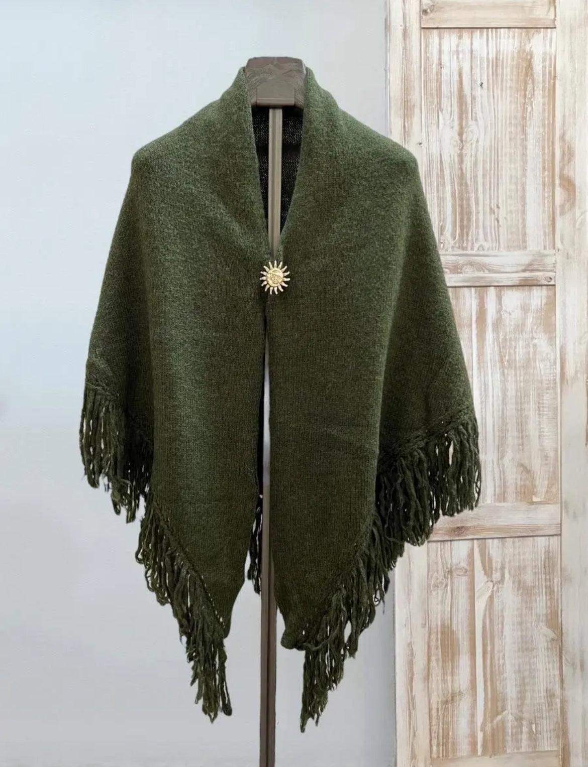 Poncho verde flecos