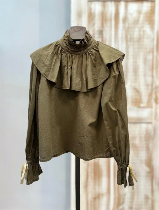 Blusa verde volante con lazos