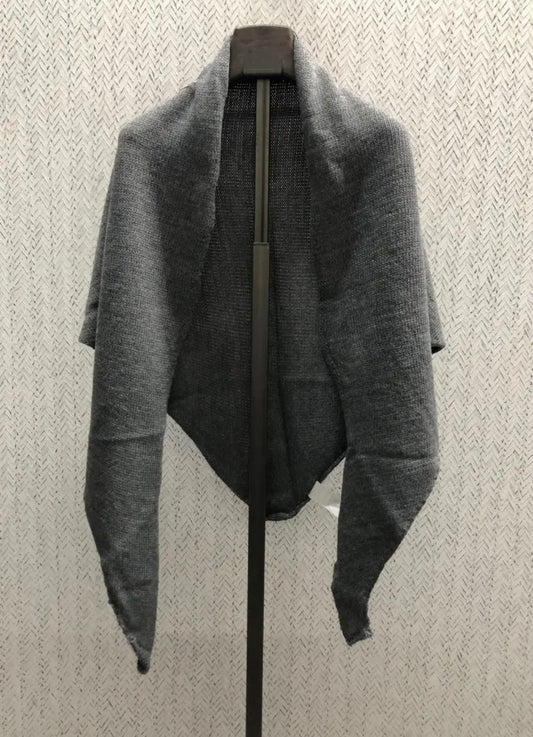 Poncho gris
